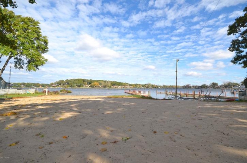 Coles Park @ Spring Lake